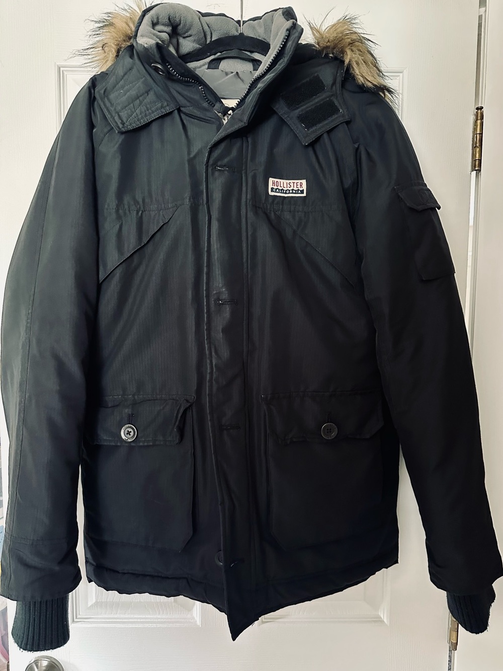 Hollister DOHENEY Men's Black Puffer Parka with Faux Fur Trim Size Medium Y2K